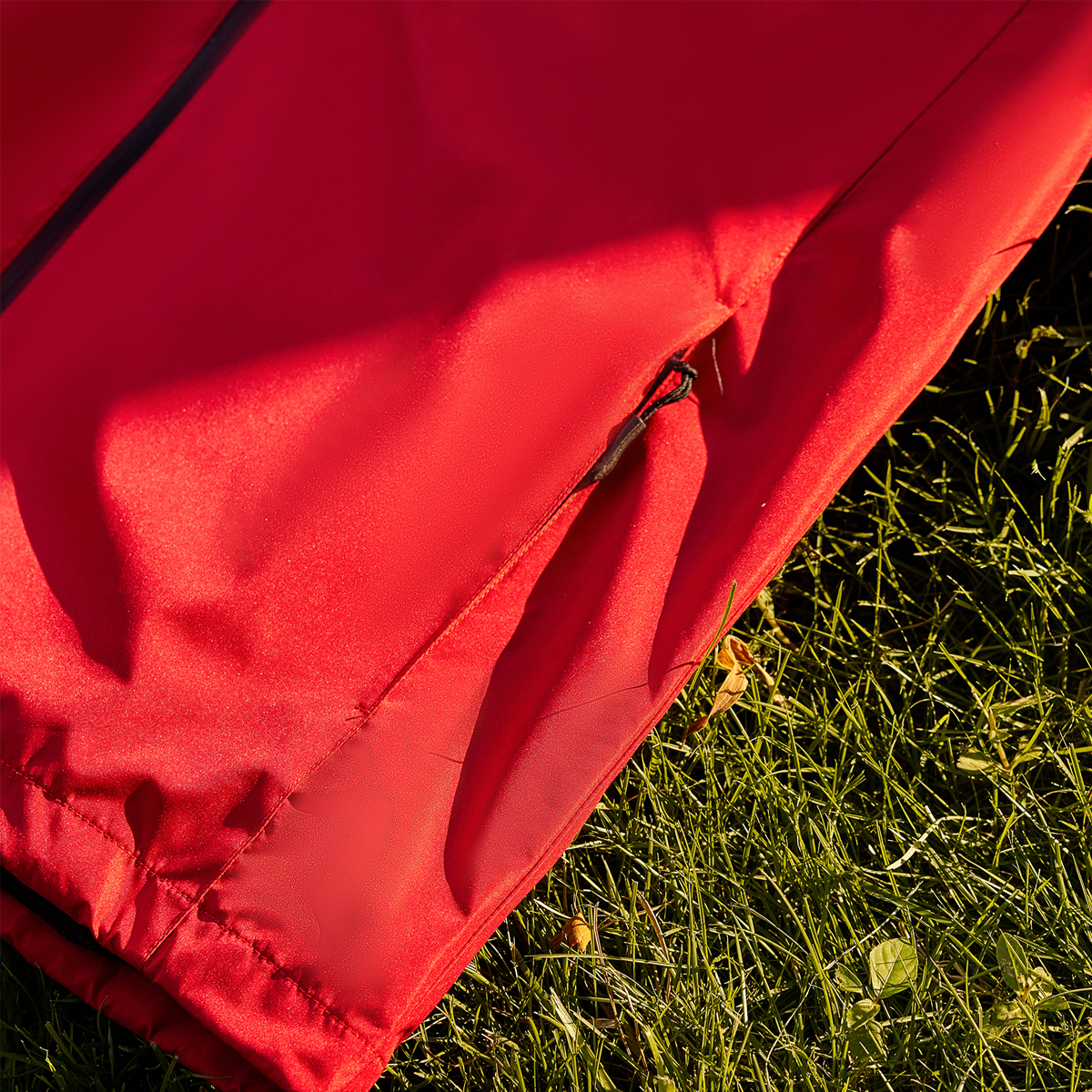 ნაკრების წითელი საგულშემატკივრო საწვიმარი